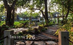 Photharam126 Resort